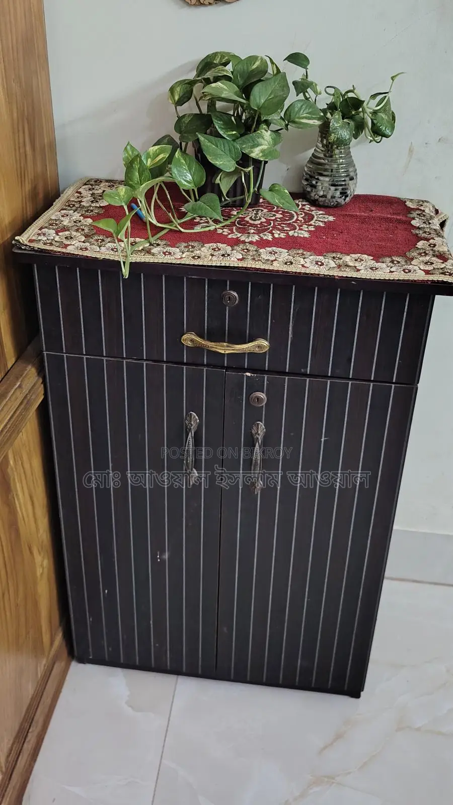 Semi-Box Bed made of Jessore Teak and Surek