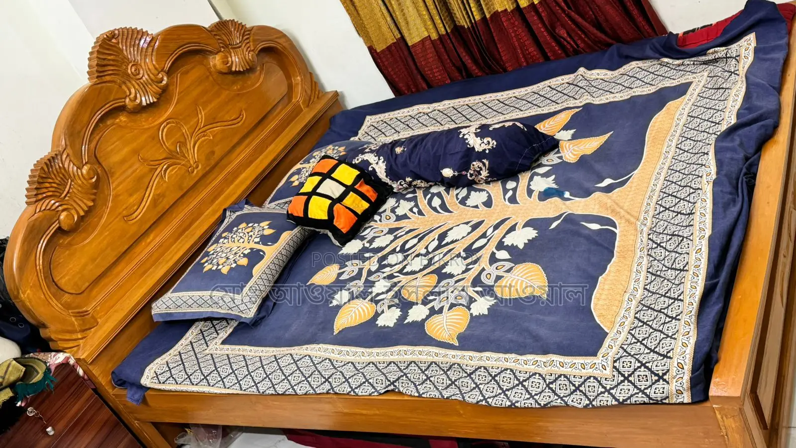 Semi-Box Bed made of Jessore Teak and Surek