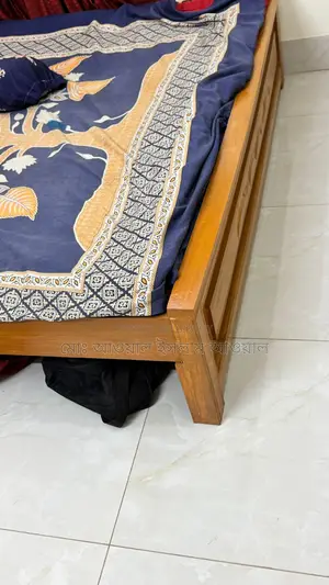 Semi-Box Bed made of Jessore Teak and Surek