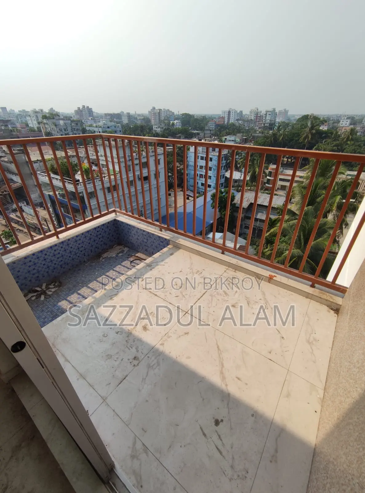 Flat for Sale – Your Dream Address!