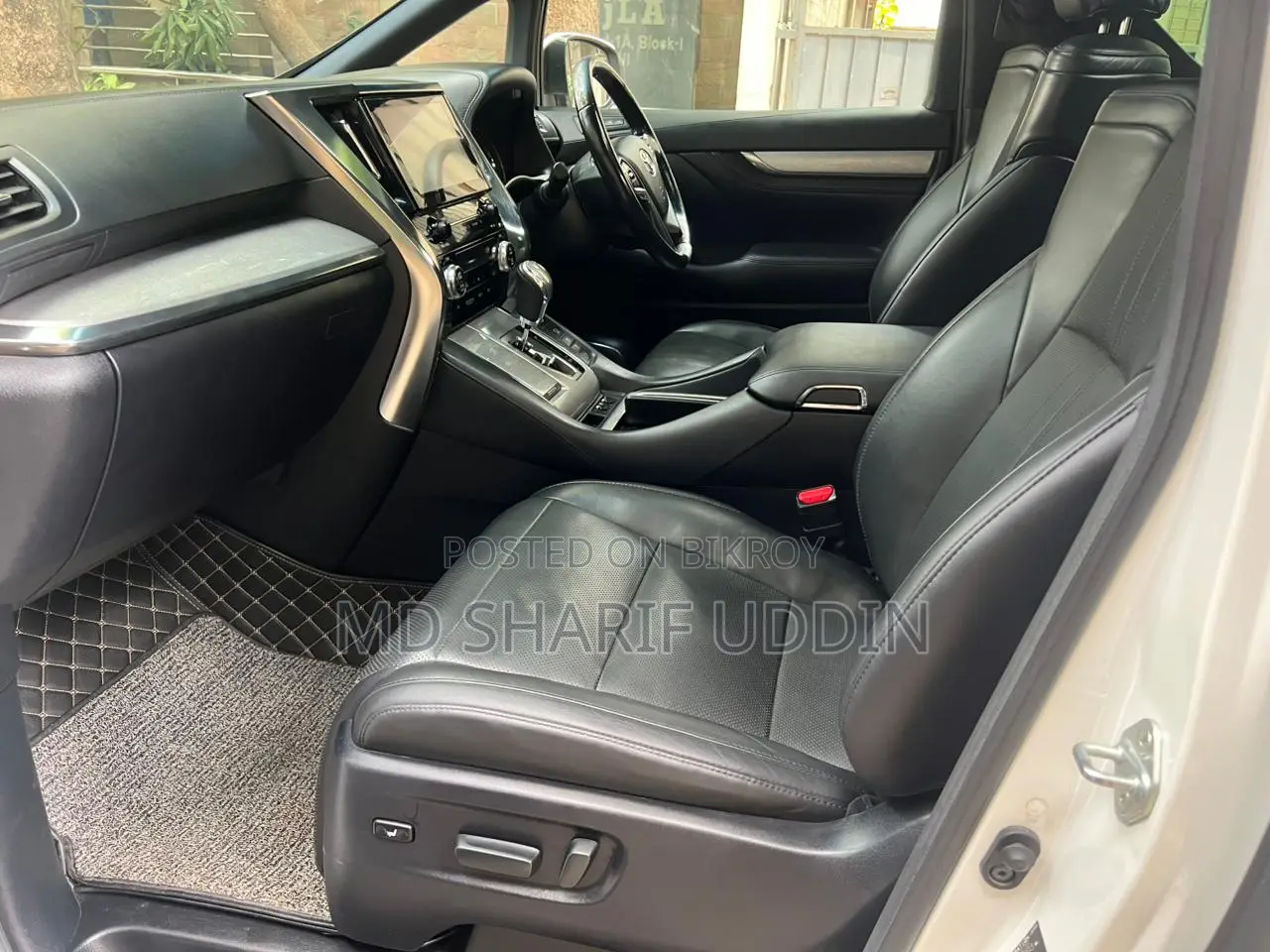 Toyota Alphard Hybrid(Push Start) 2019