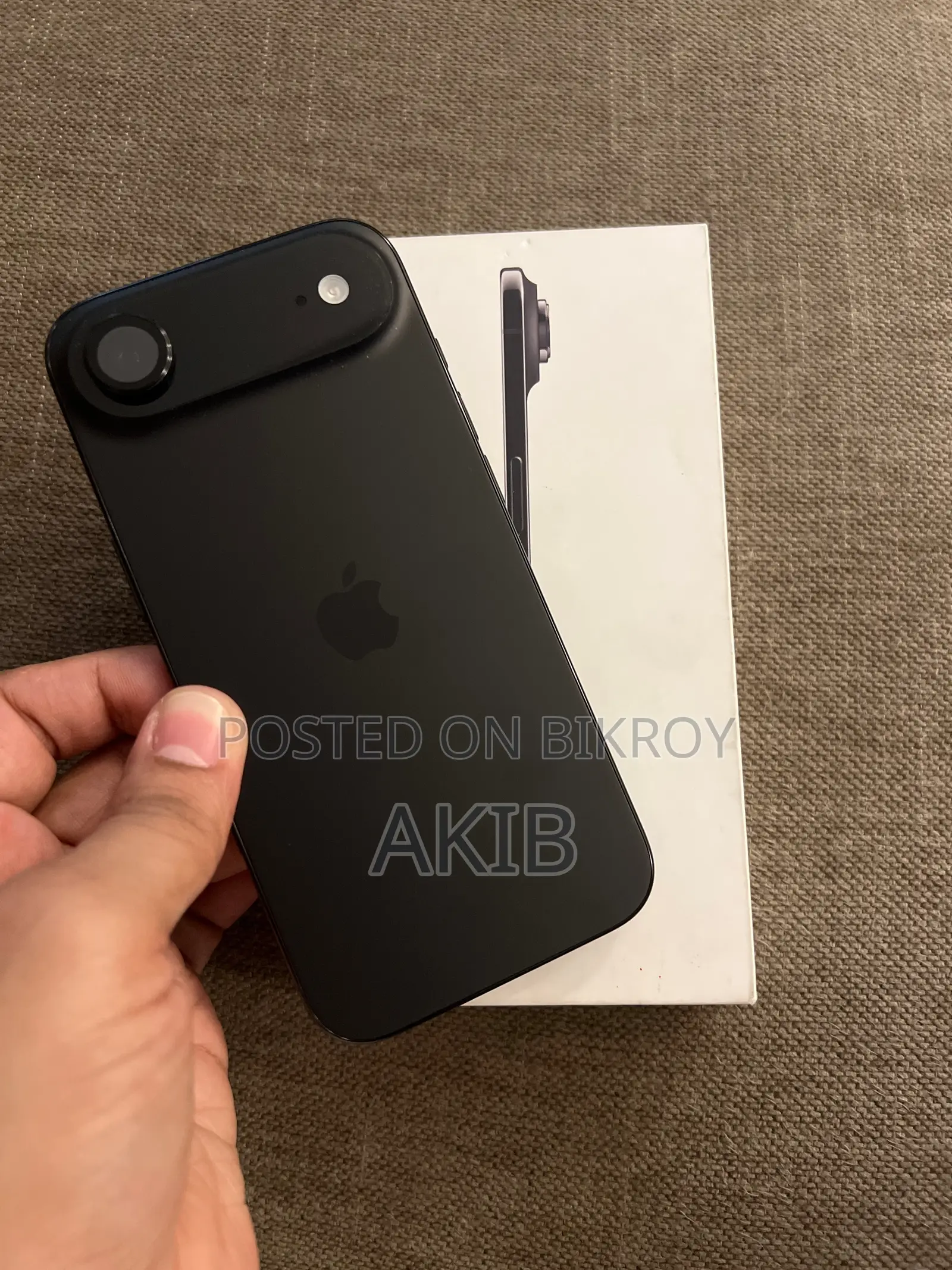 Apple iPhone 17 Air (Used)