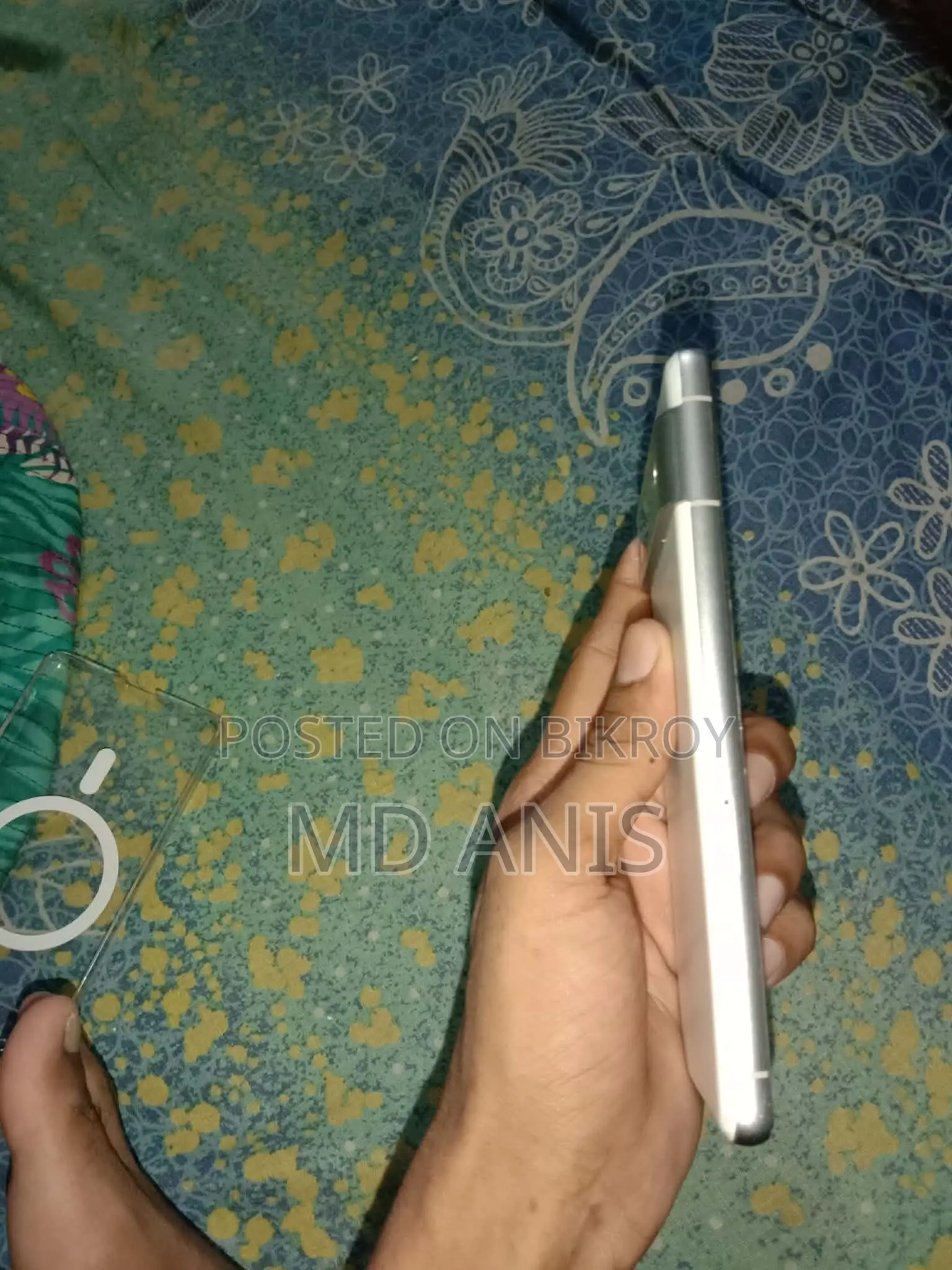 Google Pixel 7 . (Used)