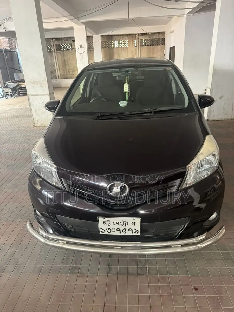 Toyota Vitz 2016 2015