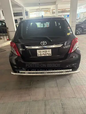 Toyota Vitz 2016 2015