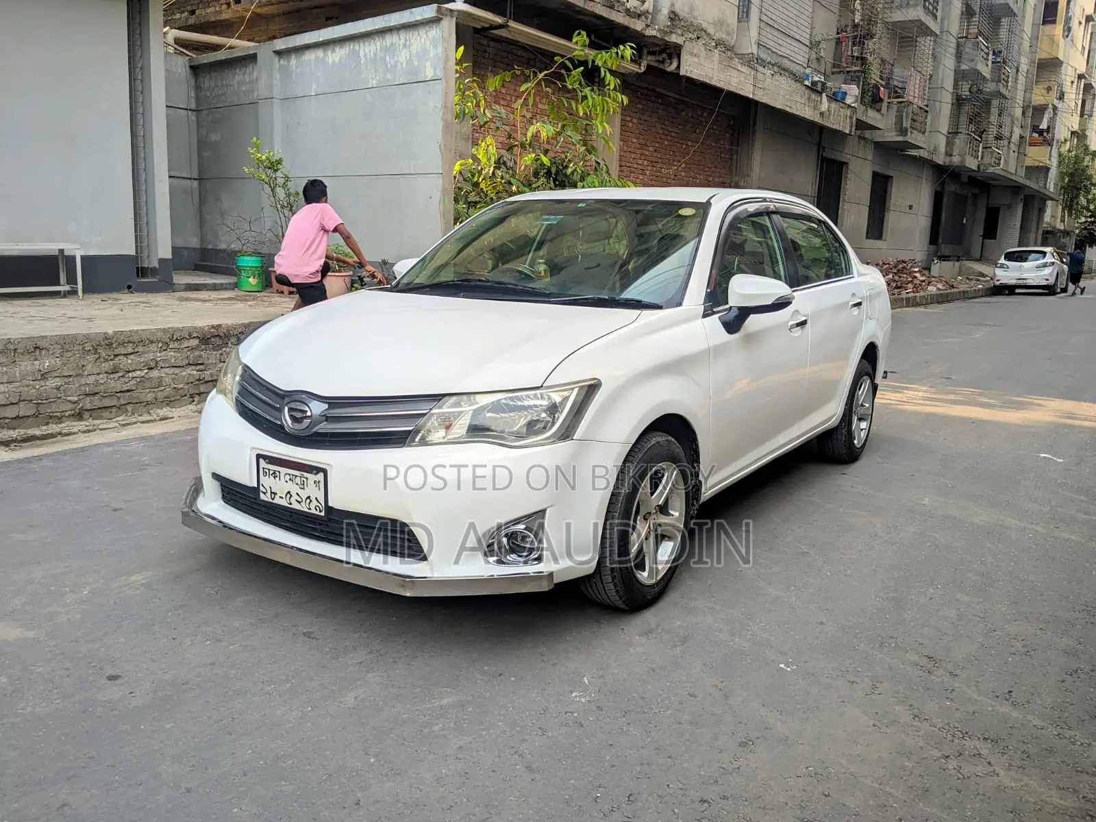Toyota Axio X 2013