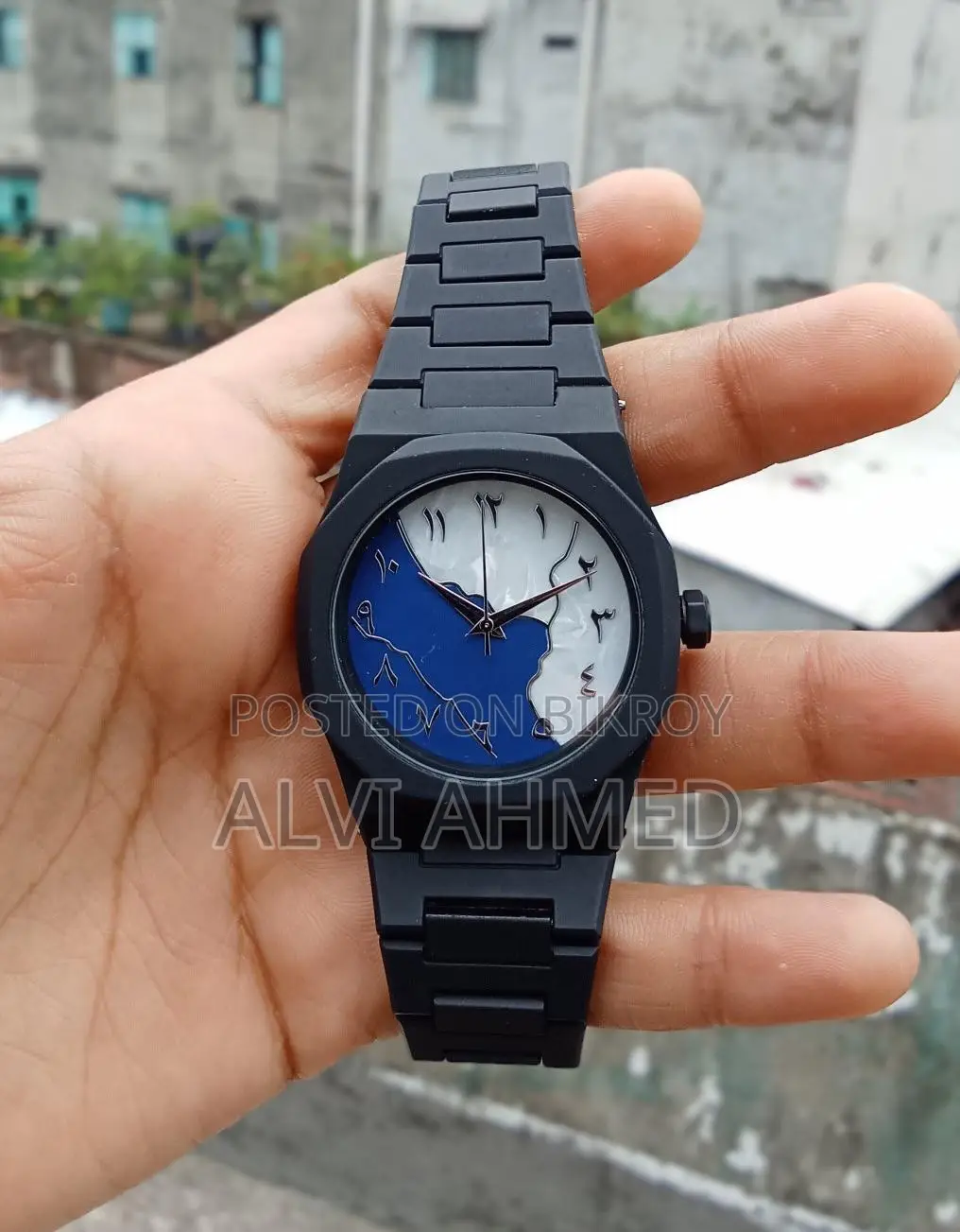Arabic Watch
