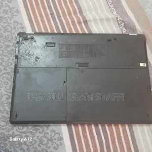 HP Elitebook Folio 9470m – Broken Display, No SSD Best for Fix/parts