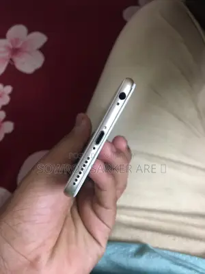 Apple iPhone 6S (Used)