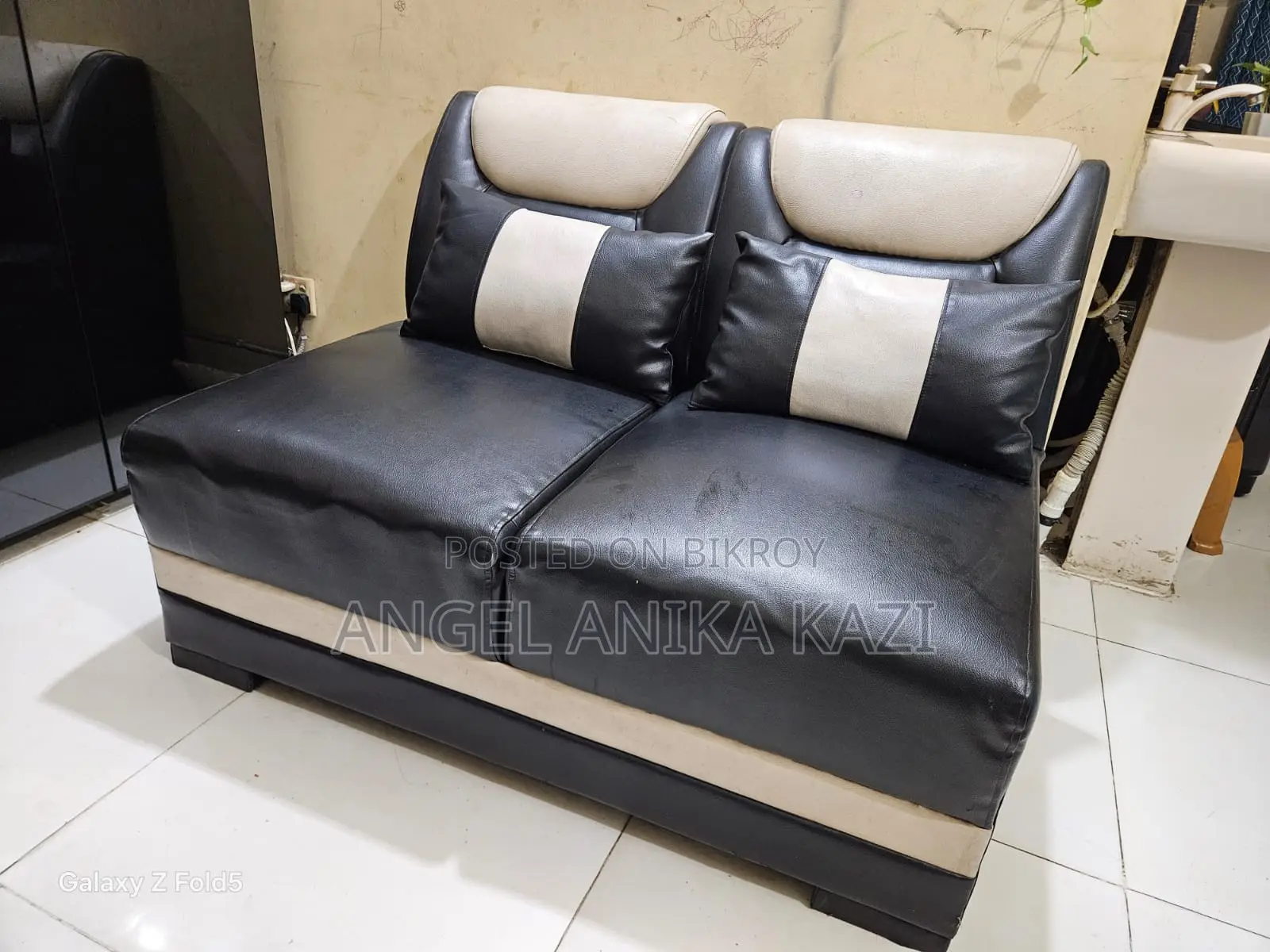 অর্ডার দিয়ে তৈরি করা বাসার জন্য সোফা