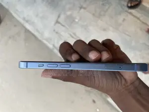 Apple iPhone 14 (Used)