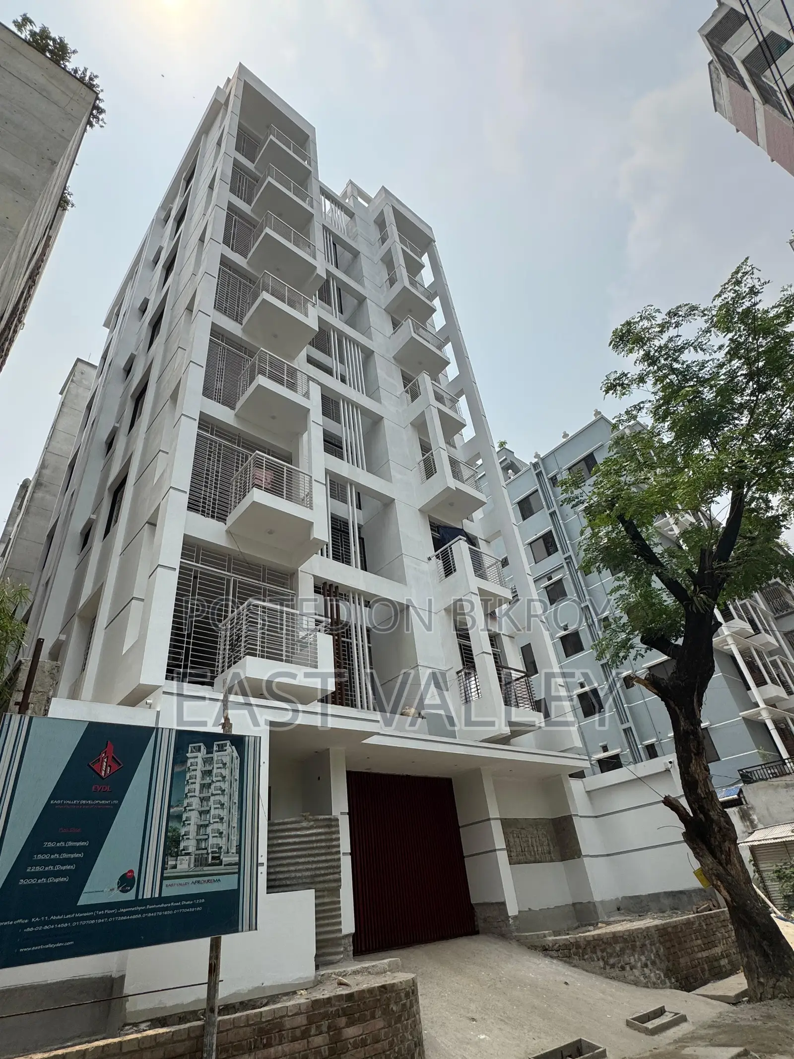 Dream Flat For Sale In Bashundhara R/a, Dhaka-1229