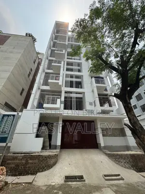 Dream Flat For Sale In Bashundhara R/a, Dhaka-1229