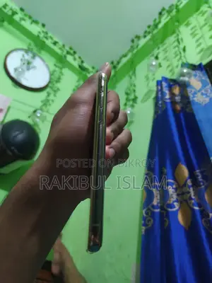Apple iPhone 11 Pro (Used)