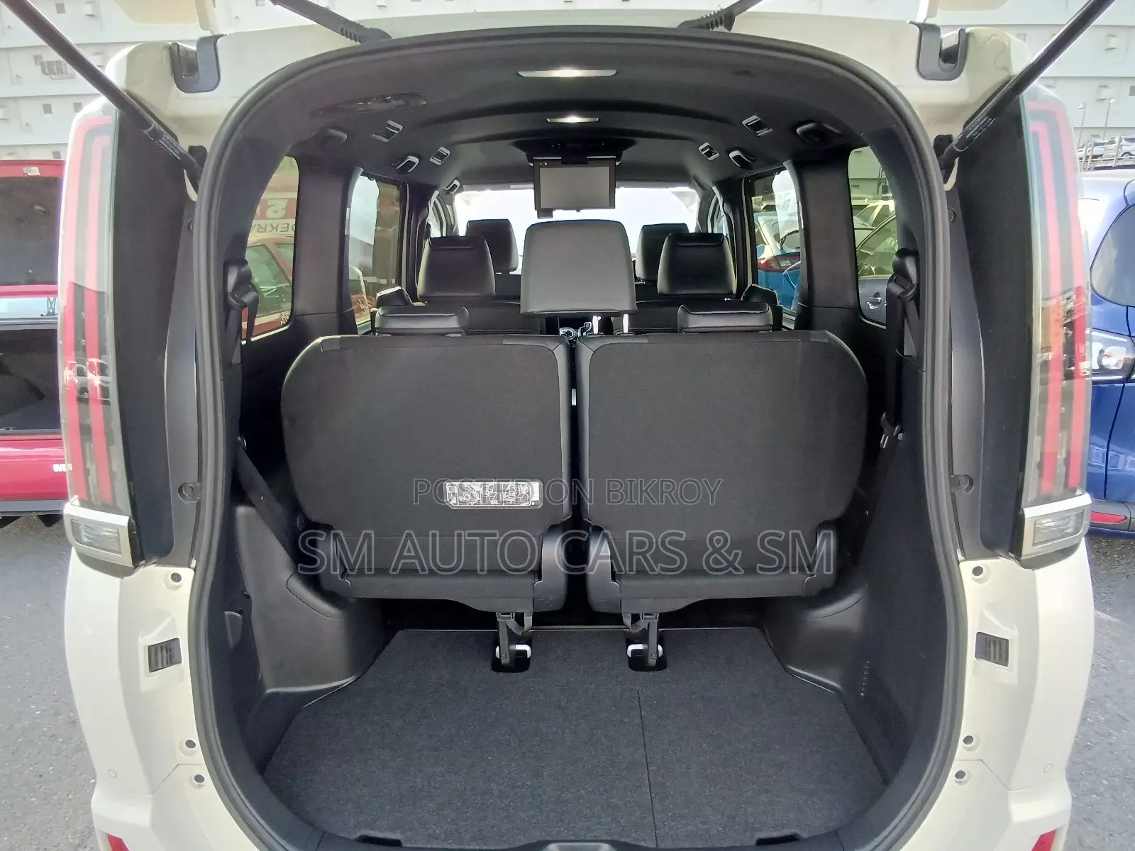 Toyota Noah Hybrid SIWXB Pearl 2021