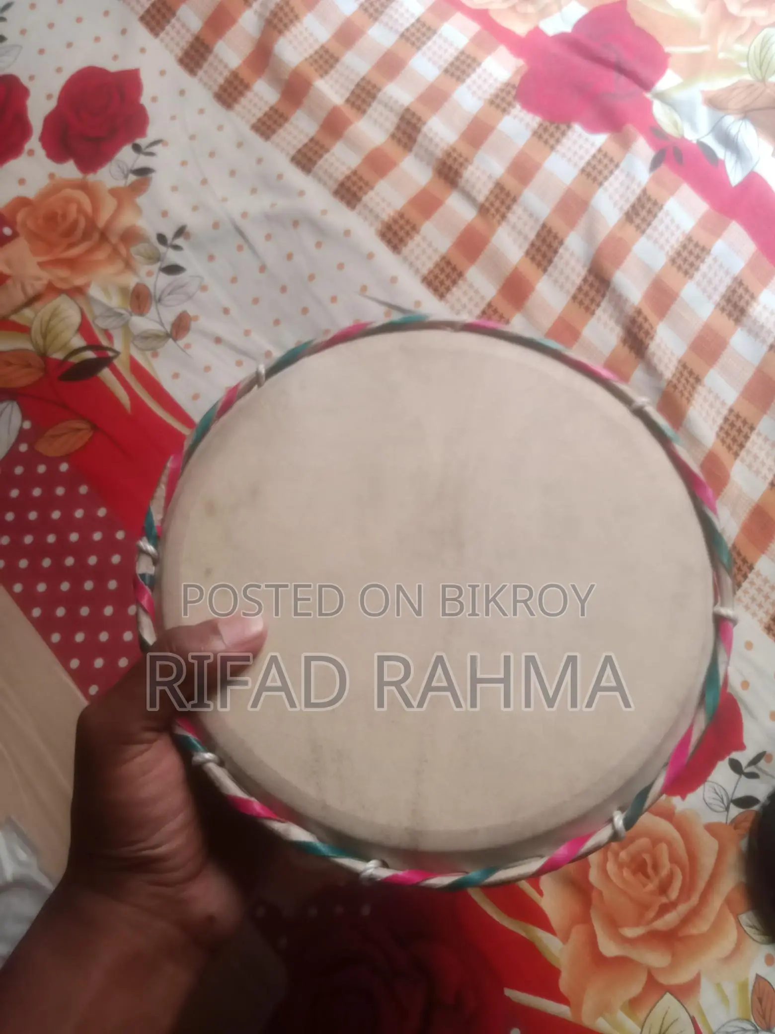 Selling a Handbag and Speaker Together
