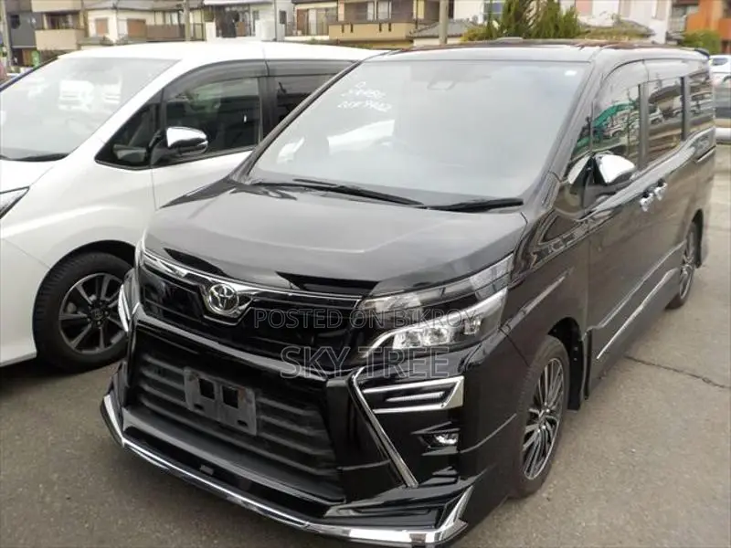 Toyota Voxy ZS Pack. 2020