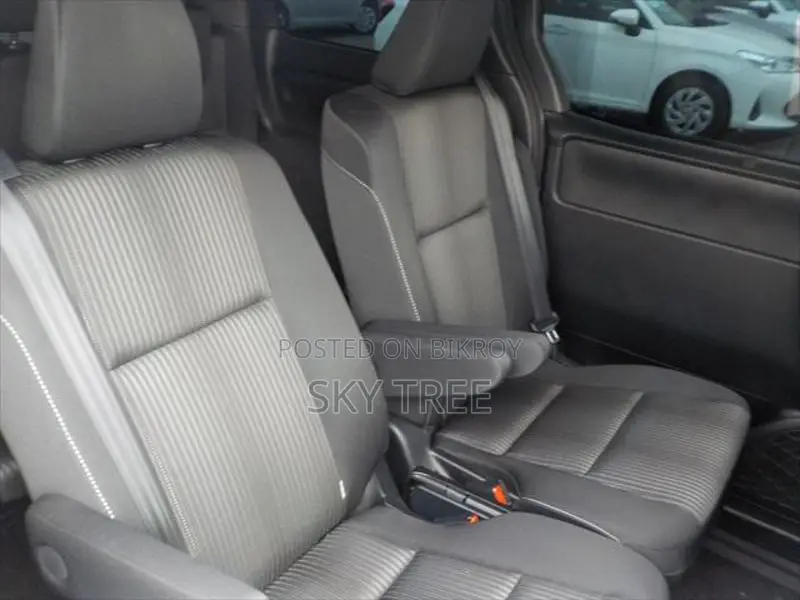 Toyota Voxy ZS Pack. 2020