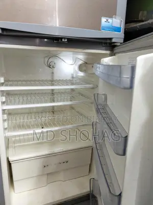 348 Litre Walton Refrigerator