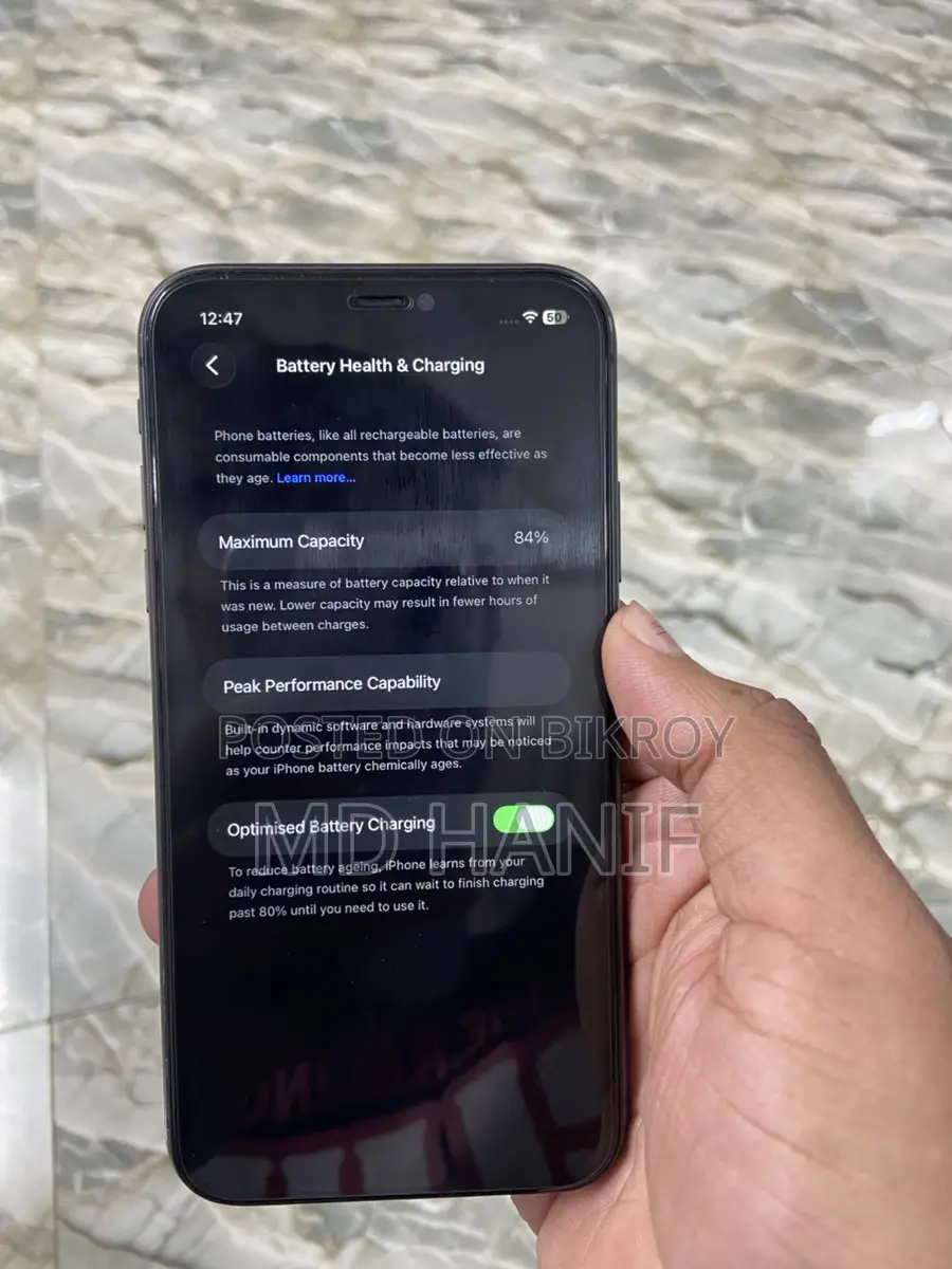 Apple iPhone 11 64 gb (Used)