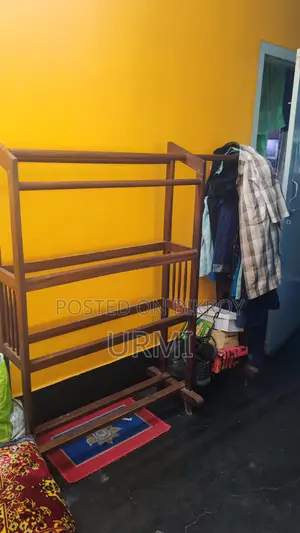 আলনা কাপর রাখার
