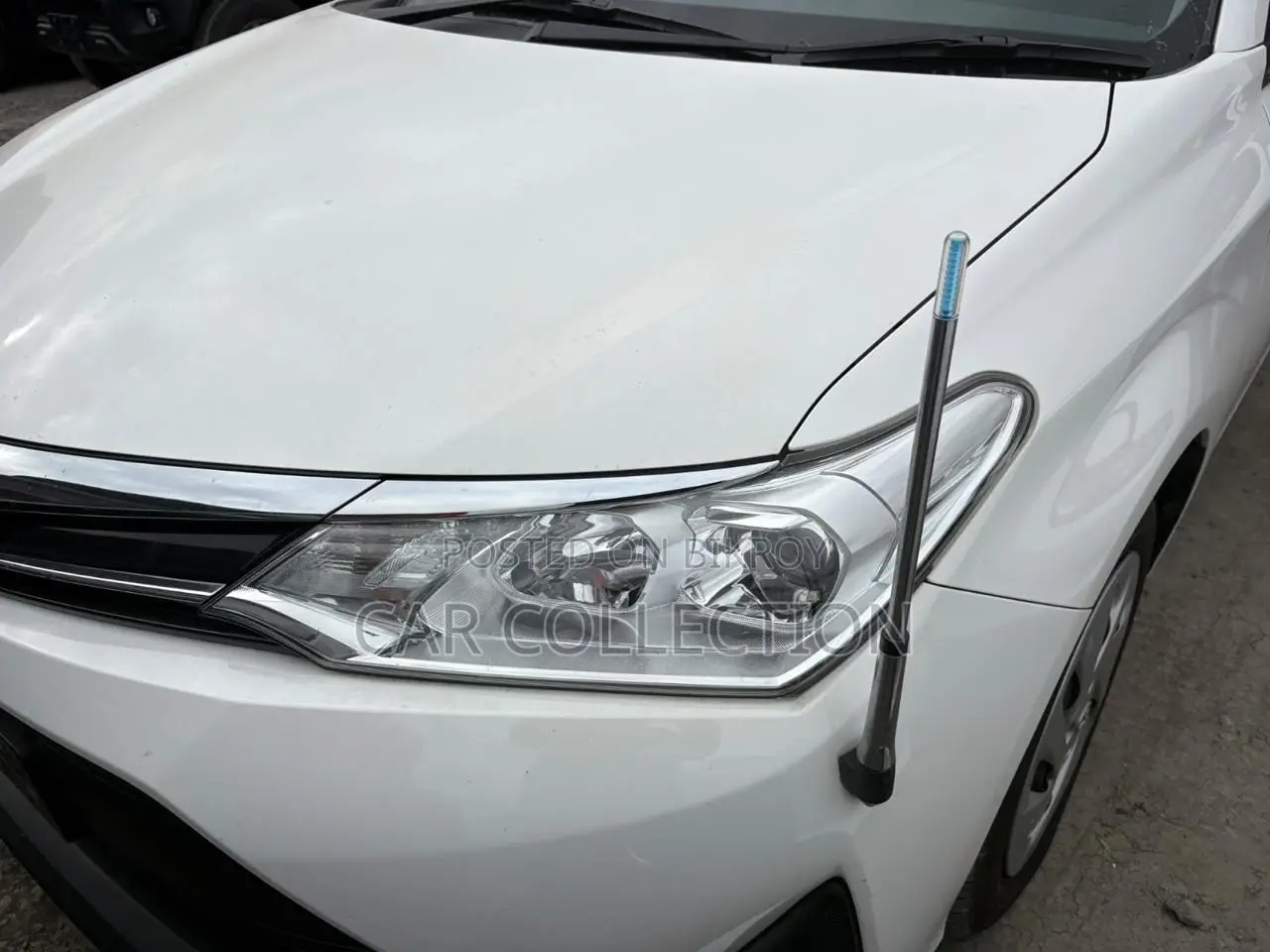 Toyota Fielder Ex Hybrid White 2021