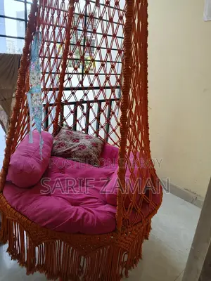 বড়দের এবং বাচ্চাদের দোলনা