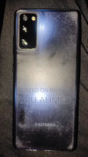 Samsung Galaxy S20 FE . (Used)