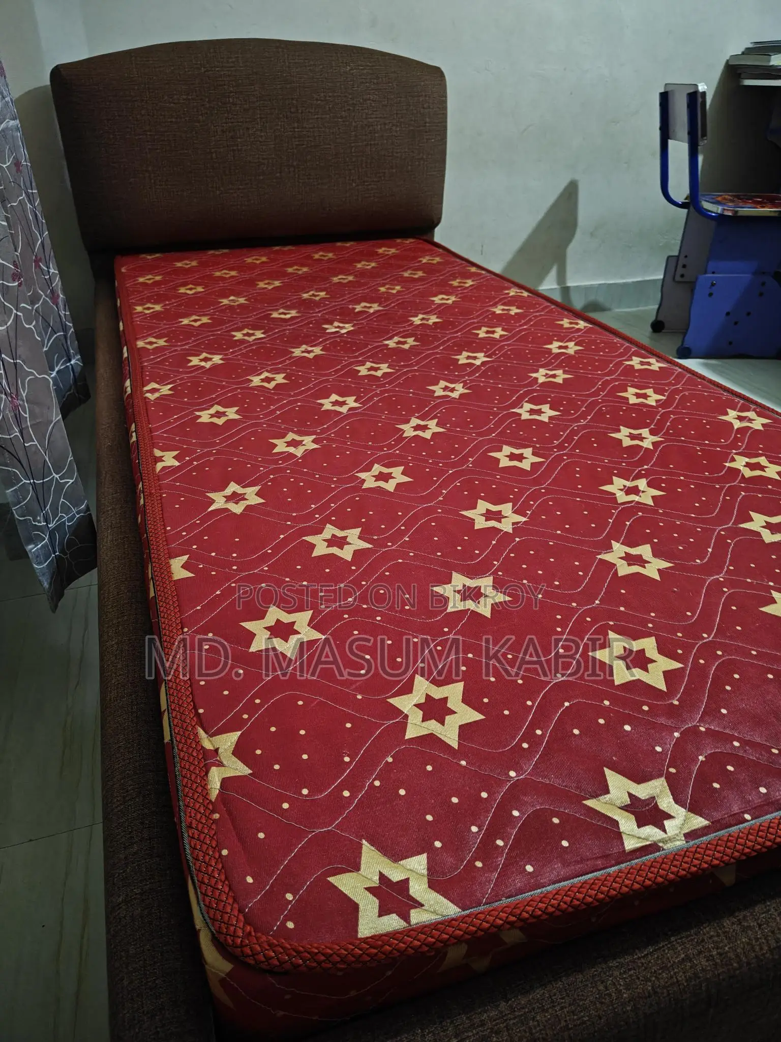 Single bed with mattress