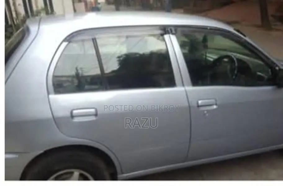 Toyota Starlet 1998