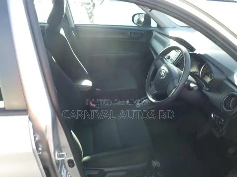 Toyota Axio EX (NON HYBRID) 2020 Silver