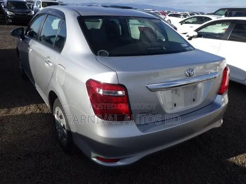 Toyota Axio EX (NON HYBRID) 2020 Silver