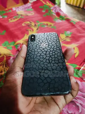 Apple iPhone X . (Used)