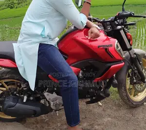 Yamaha FZ V4 2025