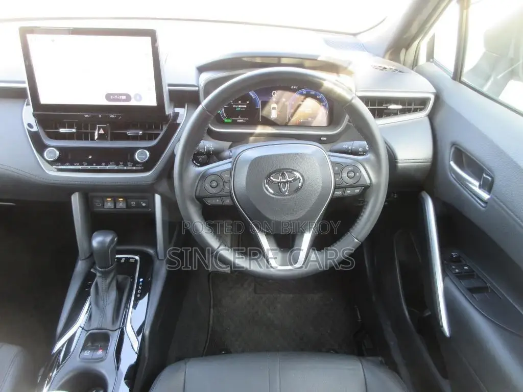 Toyota Corolla Cross Z LEATHER PENOROMIC 2024