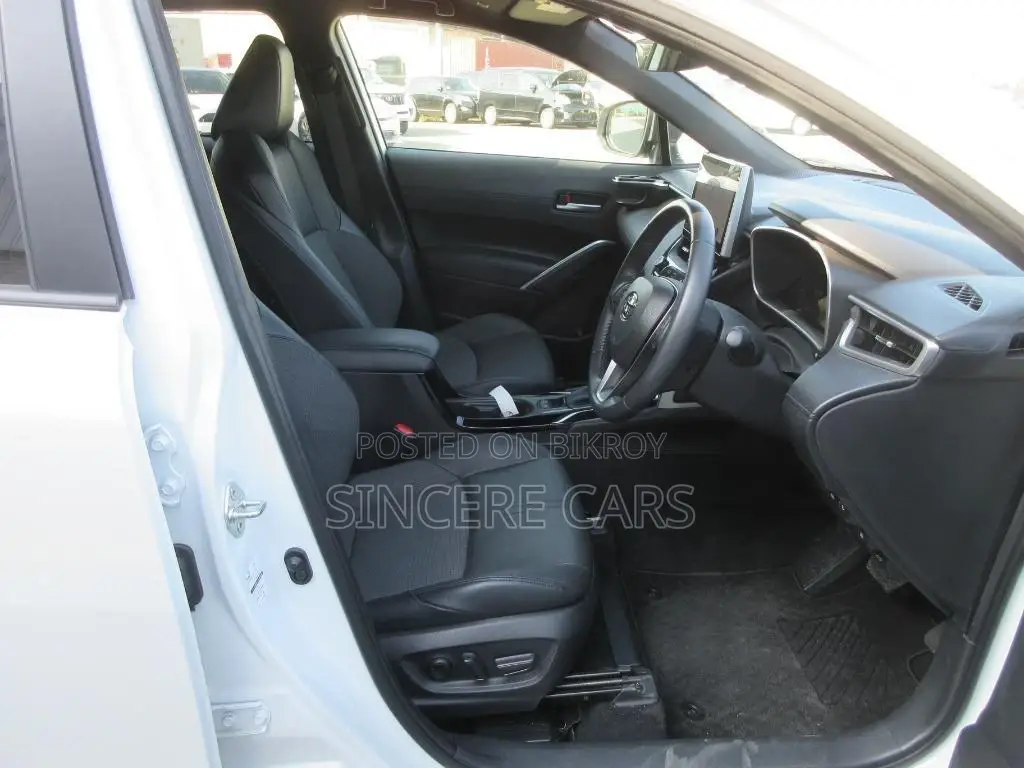 Toyota Corolla Cross Z LEATHER PENOROMIC 2024