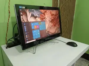 Desktop Computer Lenovo 8GB Intel Core I3 HDD 500GB