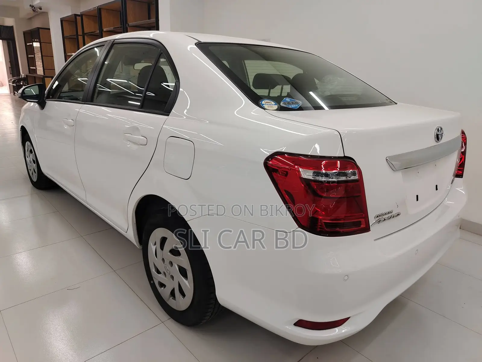 Toyota Axio Hybrid 2020