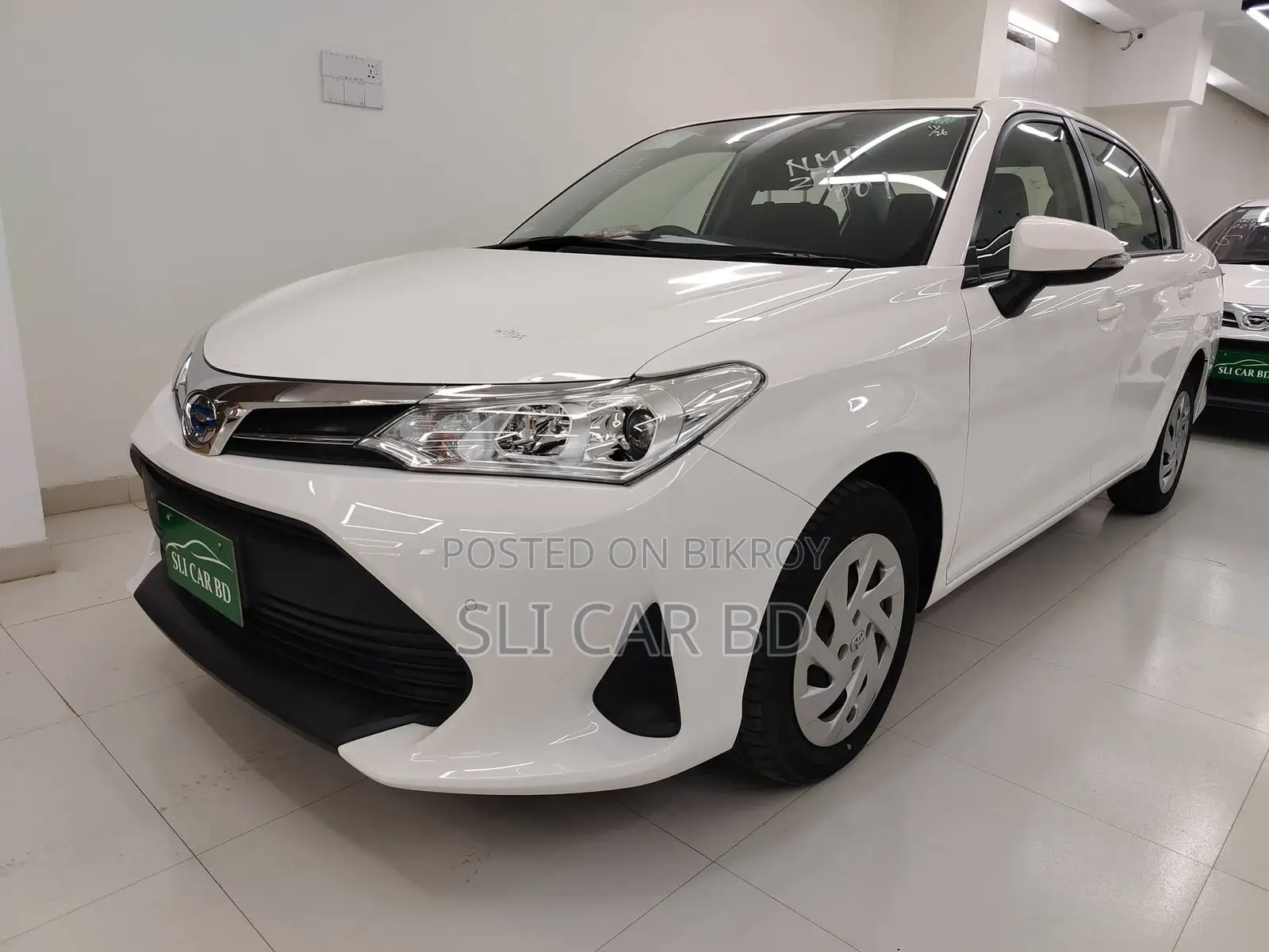 Toyota Axio Hybrid 2020