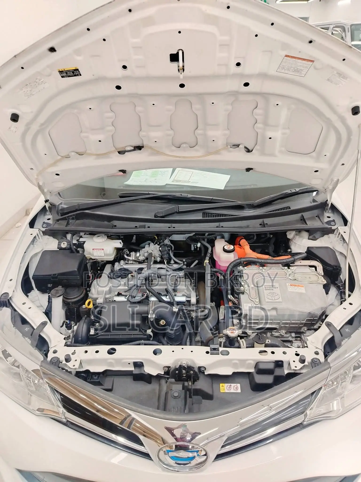 Toyota Axio Hybrid 2020