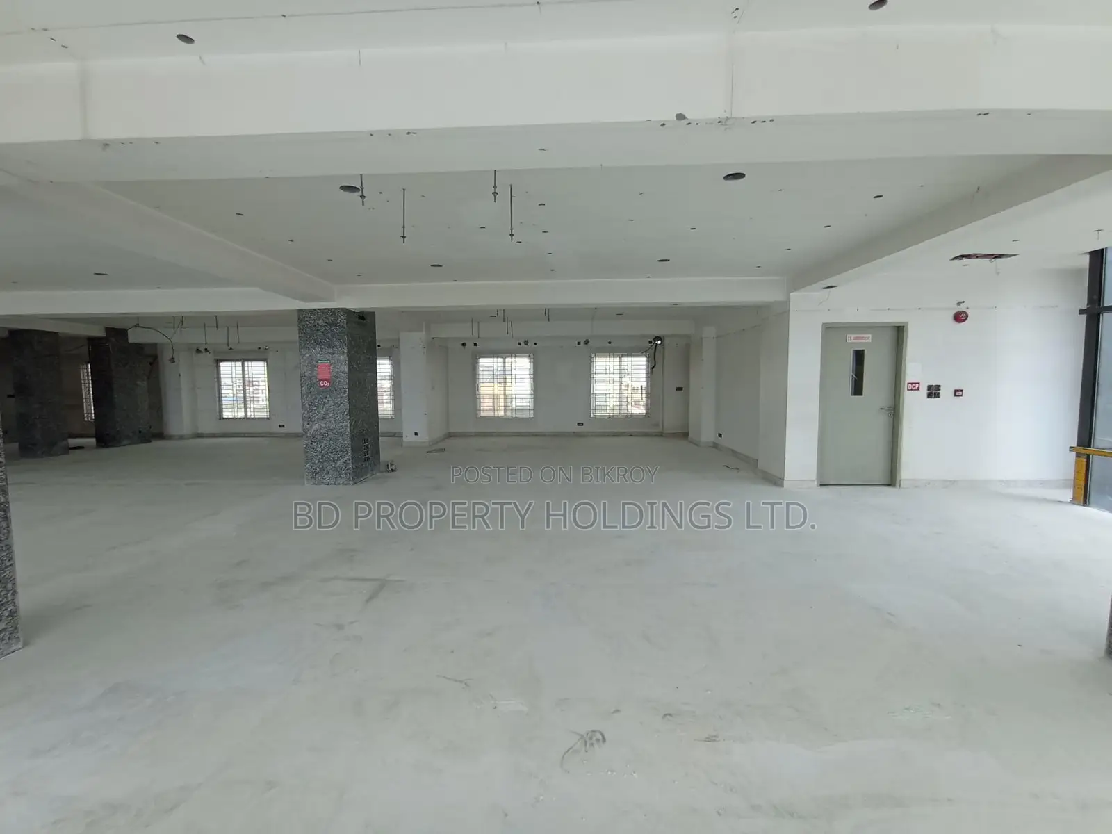 4400 SQFT Premium Commercial Open Space for Rent in Uttara