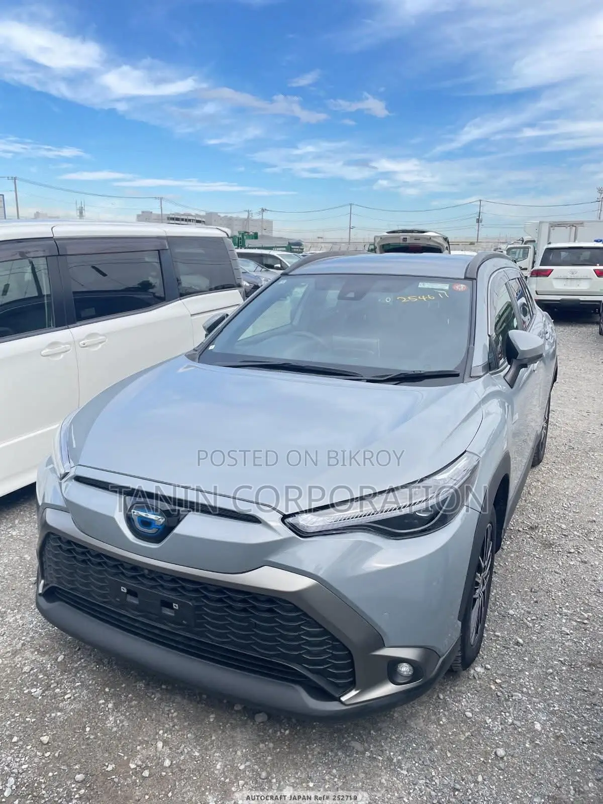 Toyota Corolla Cross Hybrid Z Leather. . 2022