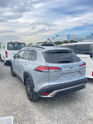 Toyota Corolla Cross Hybrid Z Leather. . 2022