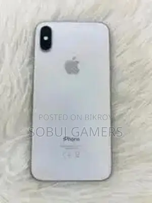 Apple iPhone X . (Used)