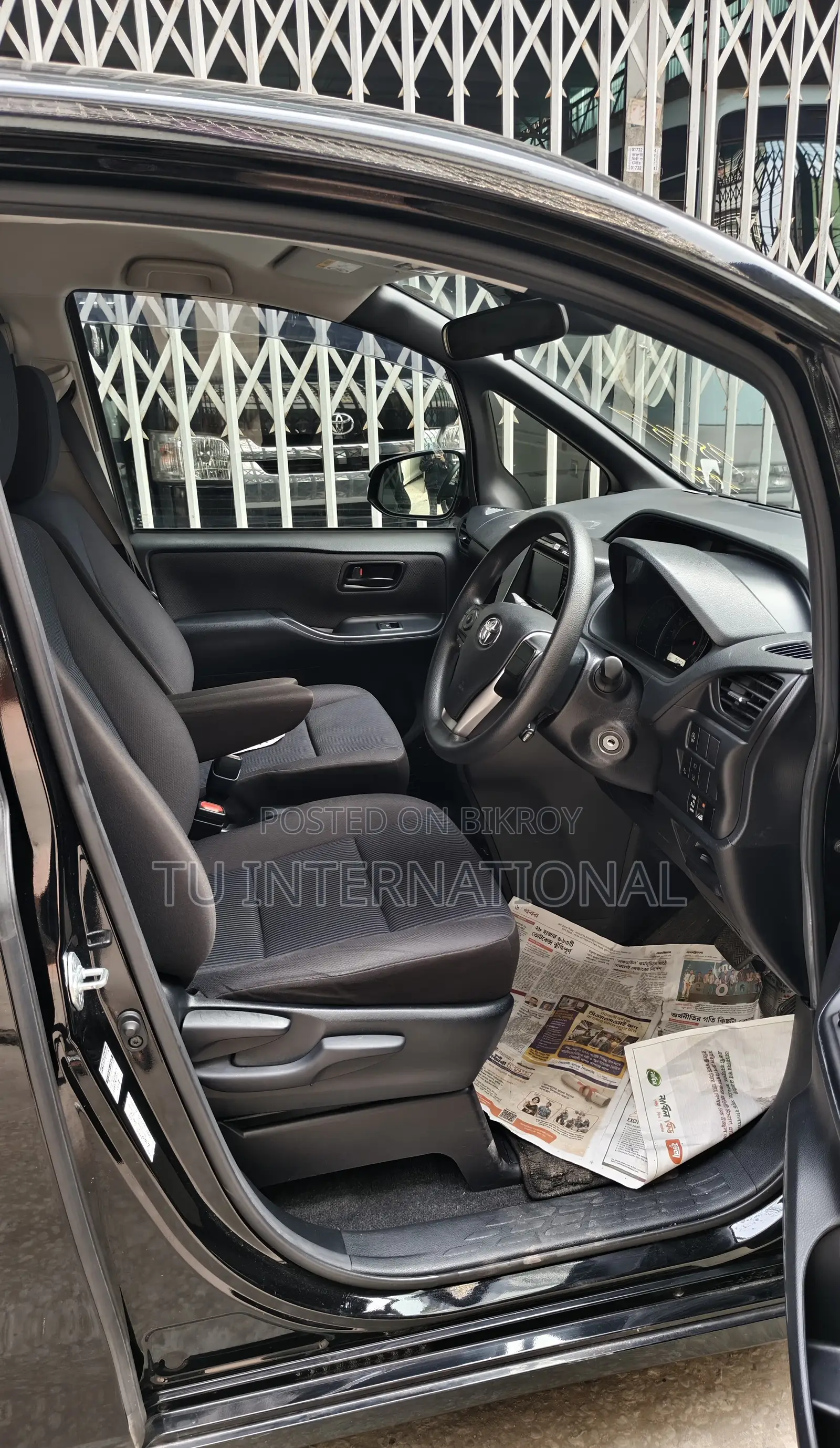 Toyota Noah non hybrid-package 2020