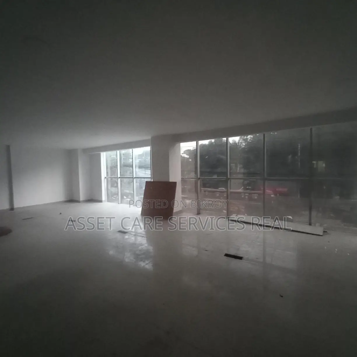 4000 Sqf commercial space rent @ middle Badda