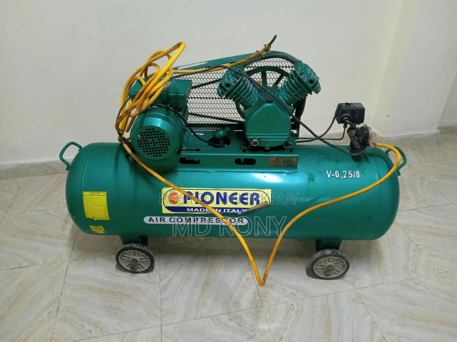Electric Motor Piston Air Compressor 7.5kW (10HP) with 200 Liter Tank