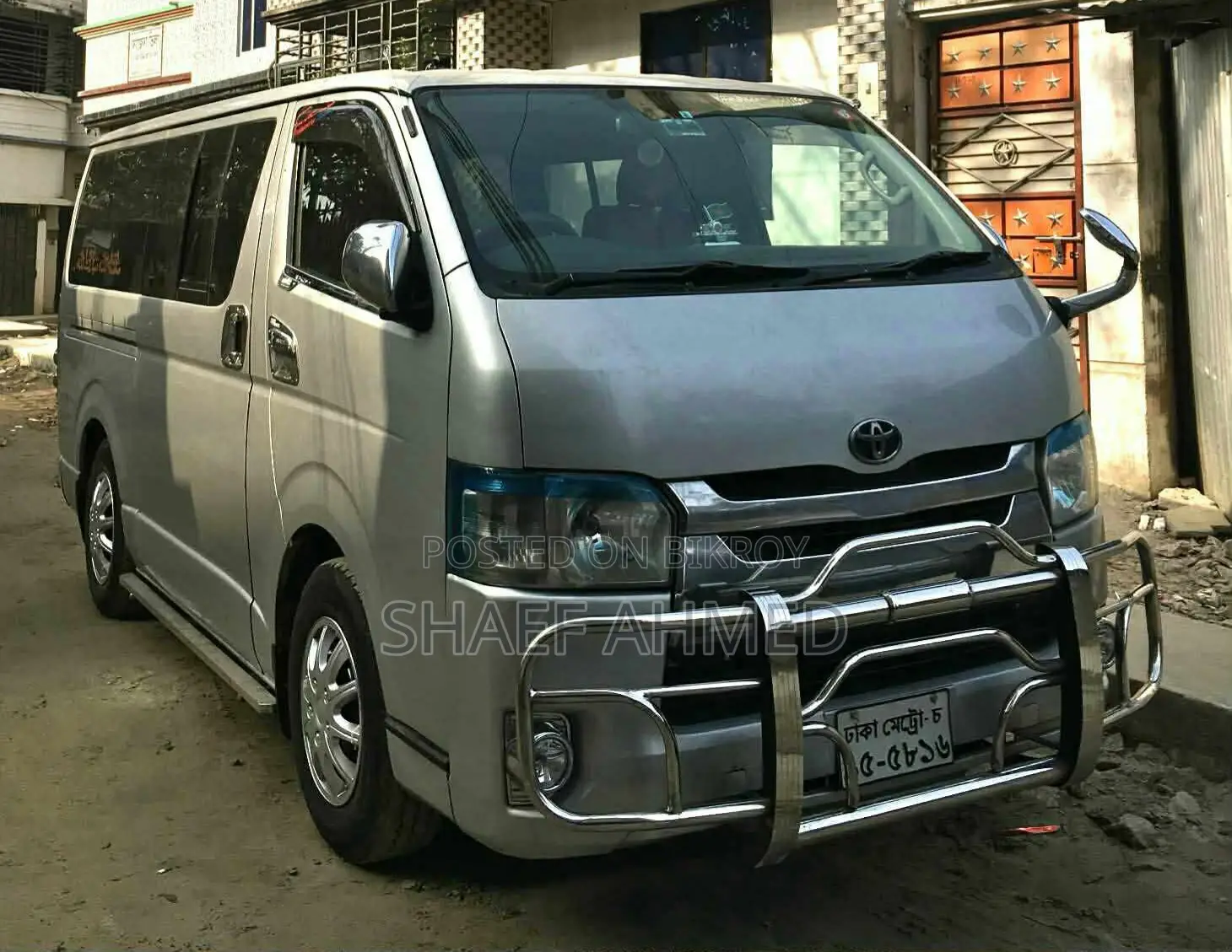 Toyota Hiace 2009