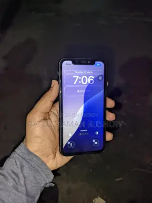 Apple iPhone XR (Used)