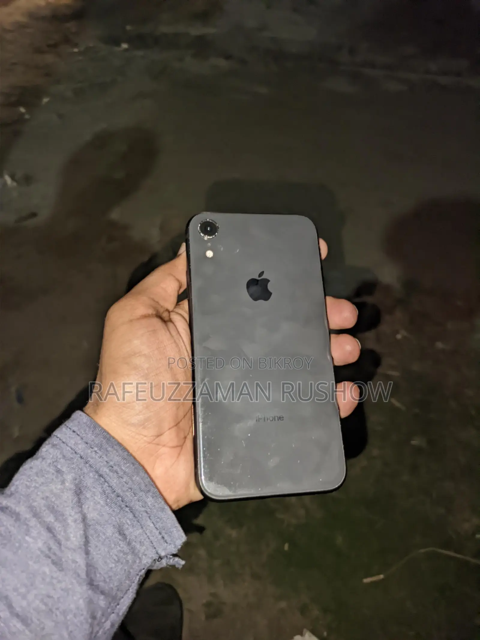Apple iPhone XR (Used)